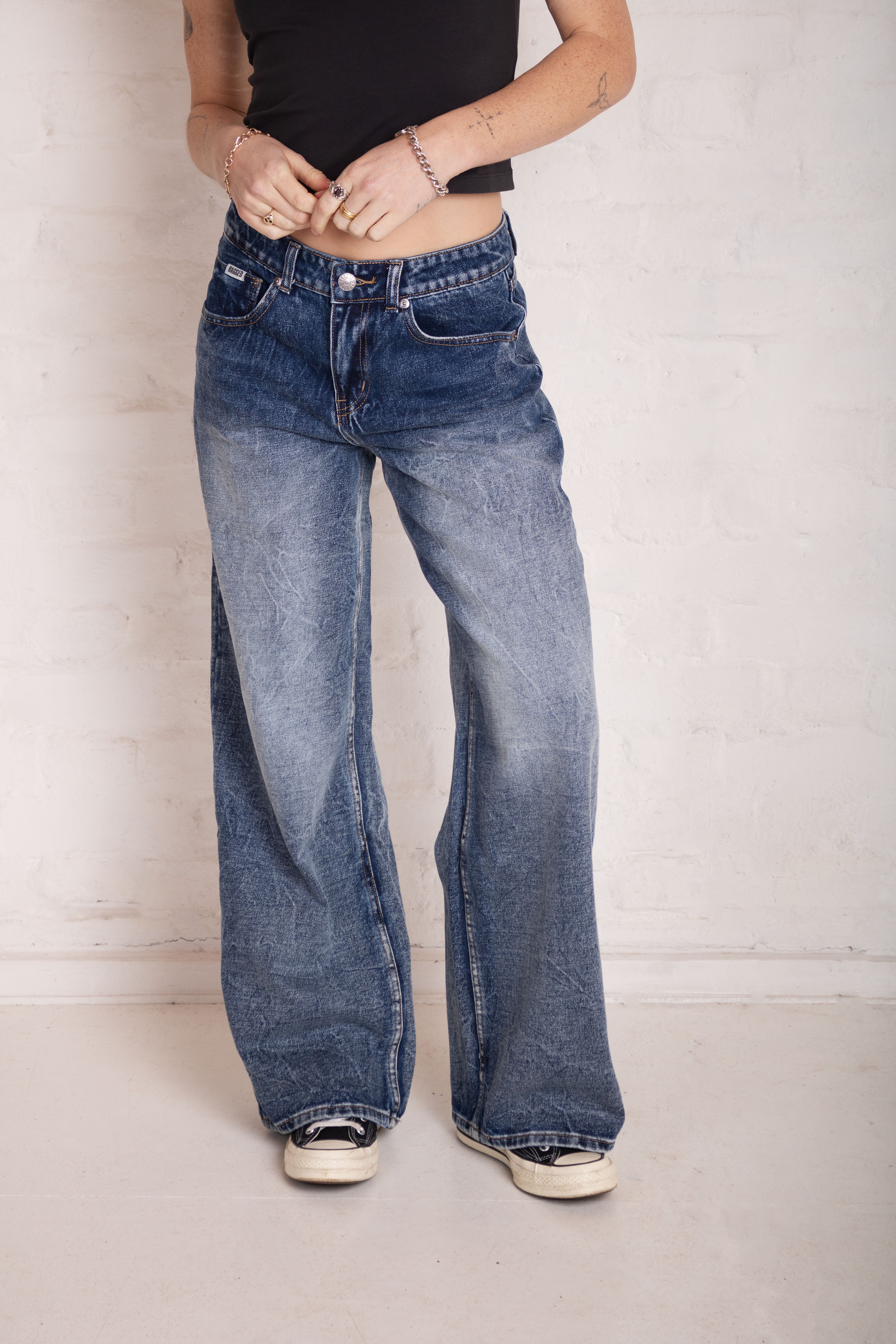 Dystopia Dark Bleach Rinse Release Jeans