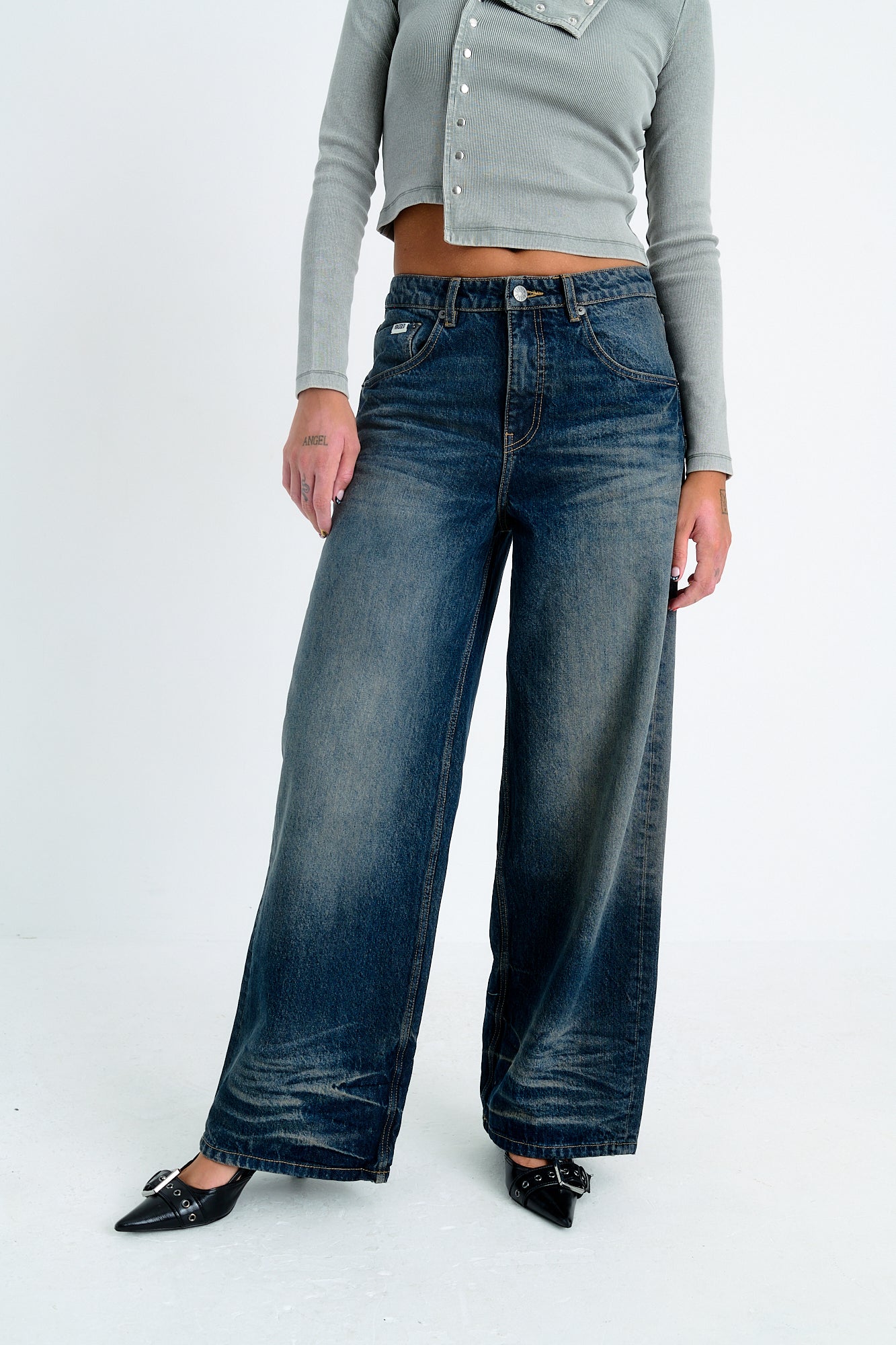 Eternal Dirty Rinse Slim Sweeper Jeans