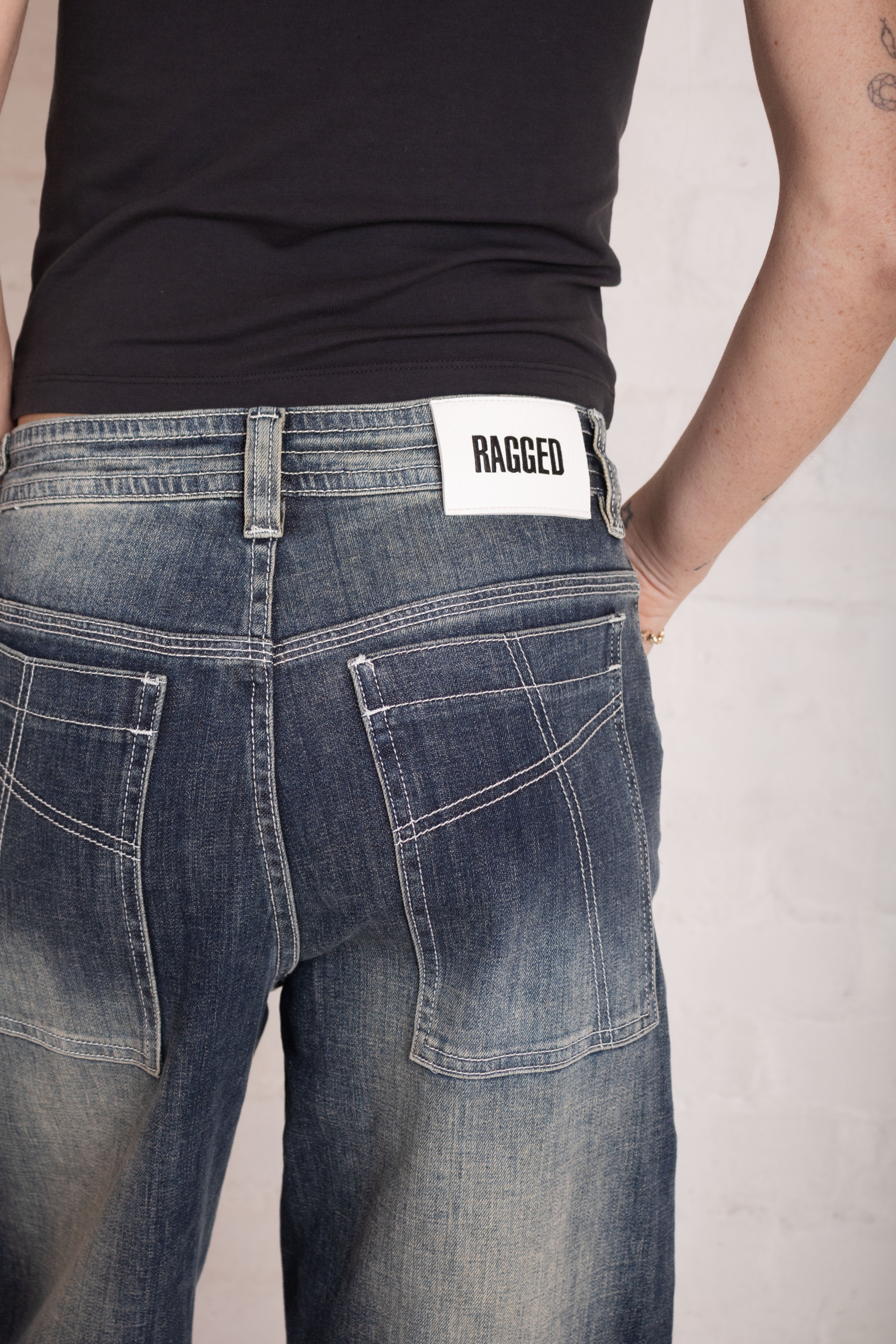 Bleacher Acid Wash Relaxed Biggie Jeans 8 Bleacher Acid Wash Relaxed Biggie Jeans