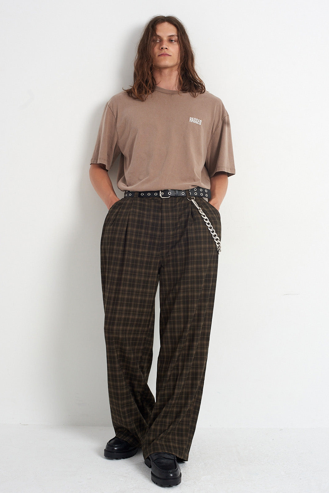 PRAYER RAGGED GRAPHIC TEE