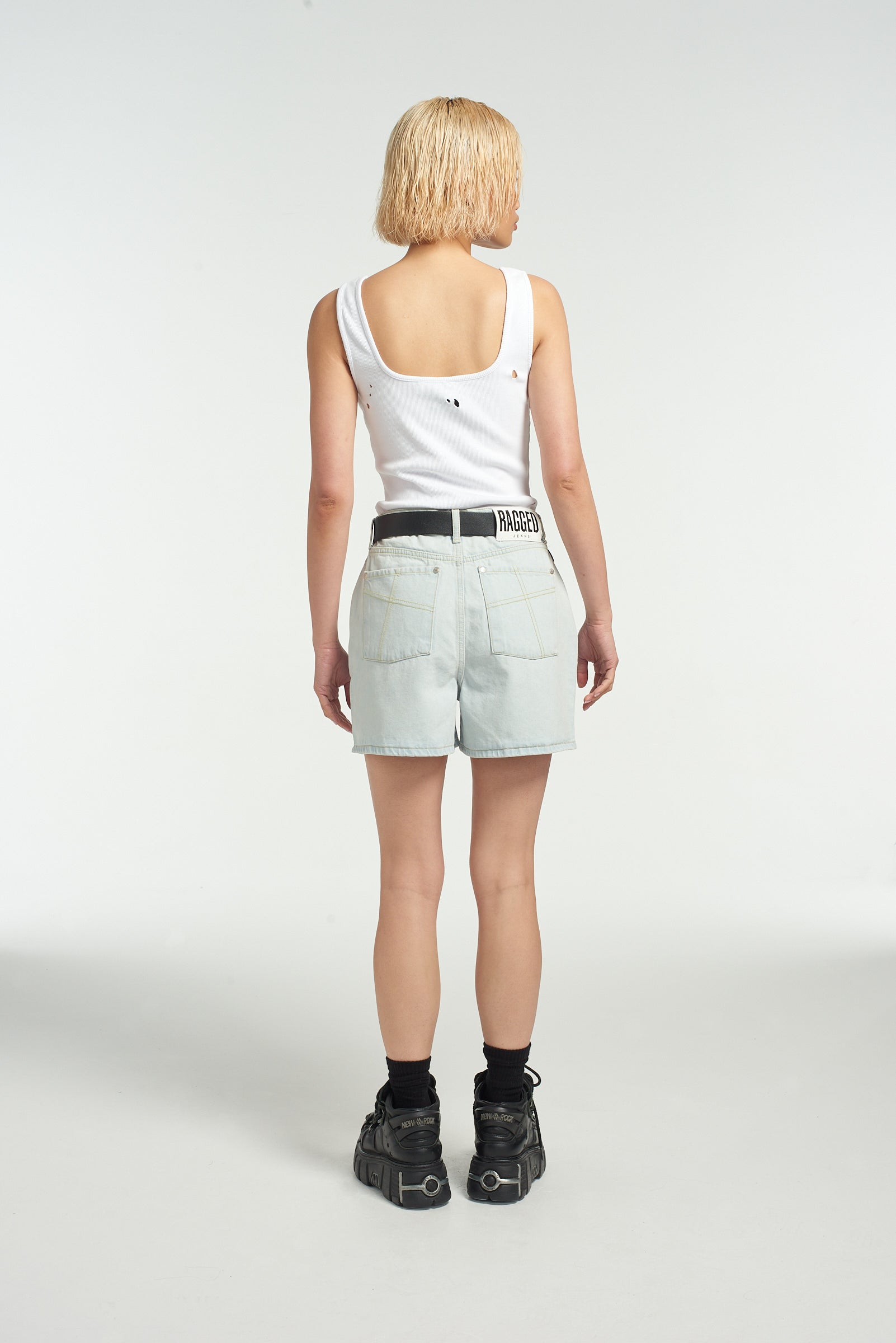 Mom Short Stonewash 6 Mom Short Stonewash