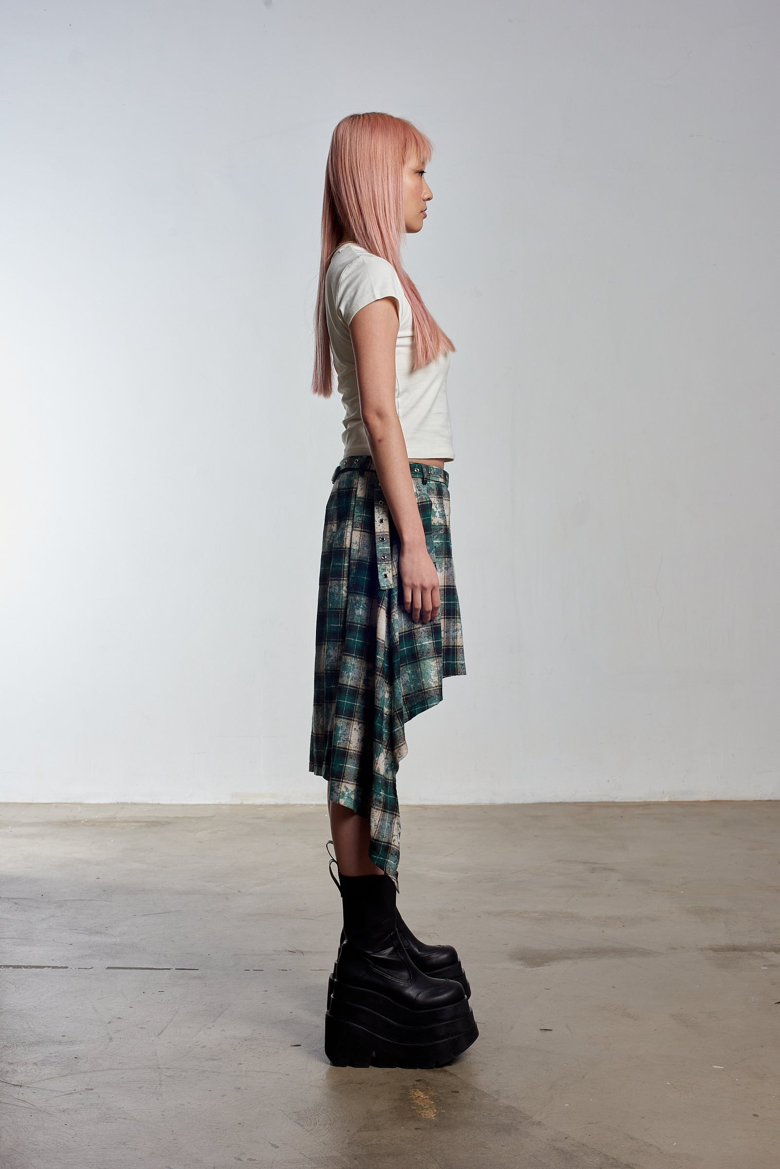 Lore Pleated Tartan Skirt 5 Lore Pleated Tartan Skirt